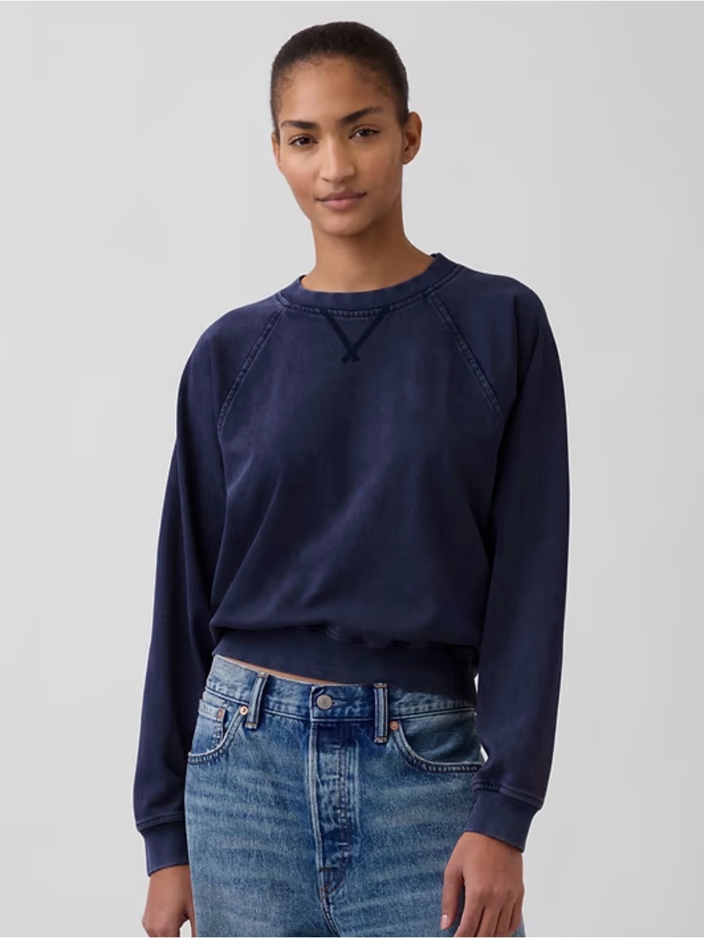 Gap Vintage Soft Terry Raglan Sweatshirt. NWT